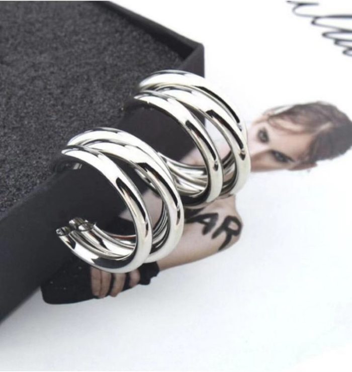 1 Pair Retro Simple Style C Shape Plating Stainless Steel Ear Studs