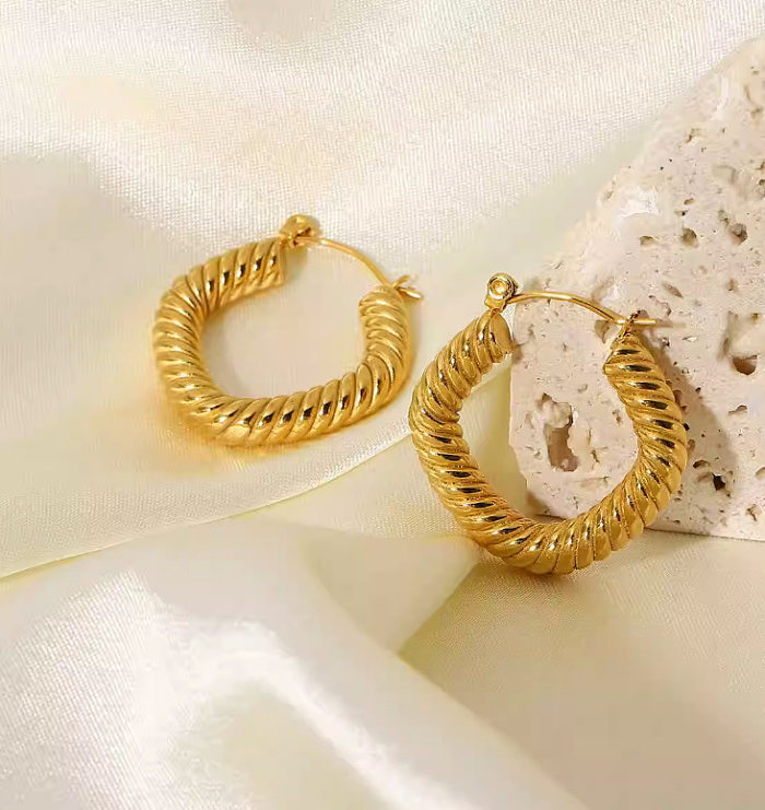 1 Pair Simple Style Classic Style C Shape Plating Stainless Steel 18K Gold Plated Earrings