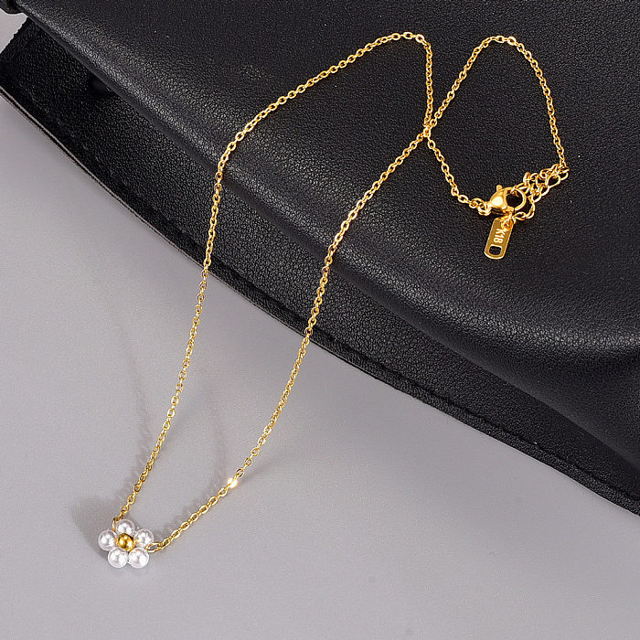 Retro Preppy Style Roman Style Flower Petal Stainless Steel Plating Inlay Artificial Pearls 18K Gold Plated Pendant Necklace