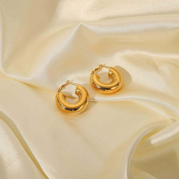 Glänzende C-förmige Ohrringe im neuen Stil aus Edelstahl mit 18-Karat-Vergoldung