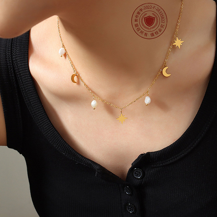 Collar de acero inoxidable con forma de luna y estrella de estilo simple Collares de acero inoxidable con perlas chapadas en oro