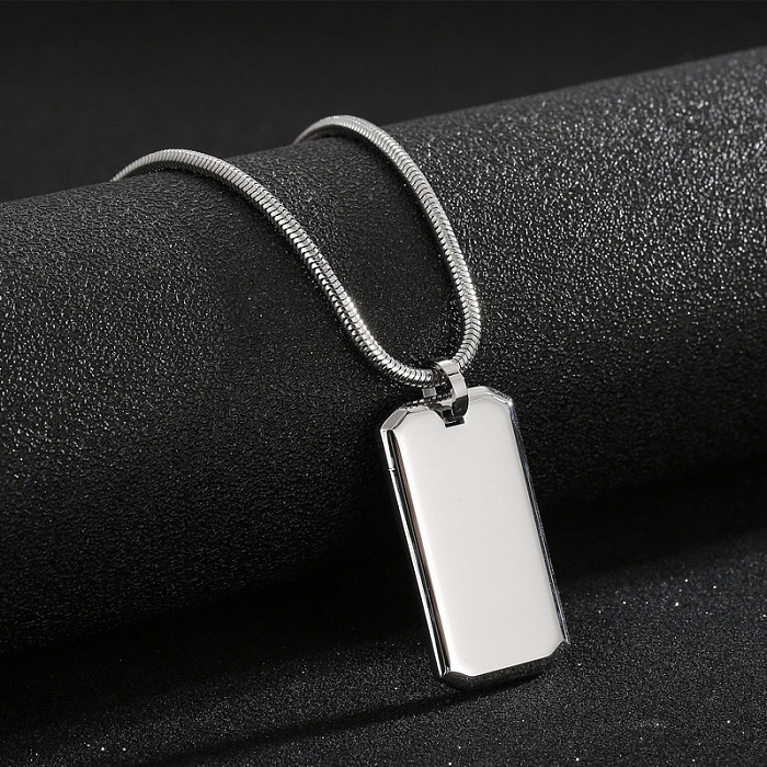 Collier avec pendentif en acier inoxydable rectangulaire à la mode, placage en acier inoxydable, 1 pièce