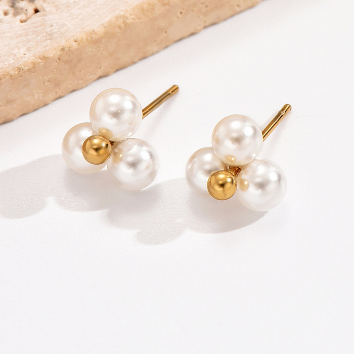 1 paire de clous d'oreilles plaqués or 14 carats, incrustation de fleurs de Style Simple et élégant, perles artificielles en acier inoxydable