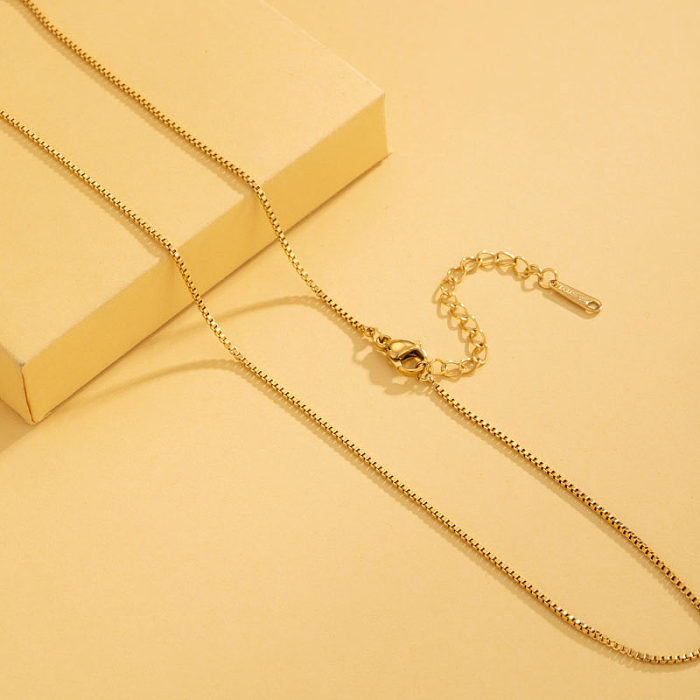 Schlichter Stil, einfarbige Halskette mit 18-Karat-Vergoldung aus Edelstahl