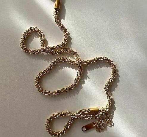 Collar geométrico chapado en oro de 18 quilates con revestimiento de acero inoxidable de estilo simple