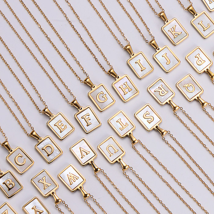 Collar De Letras De Concha Blanca De Marca Cuadrada De Acero Inoxidable En Oro De 18k
