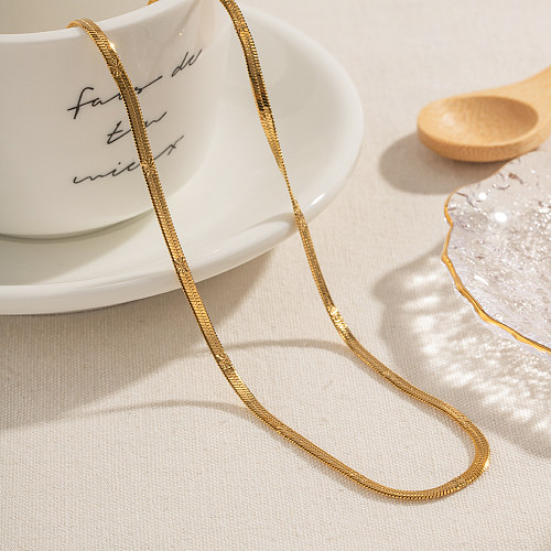 Collar chapado en oro de 18 quilates con revestimiento de acero inoxidable de color sólido de estilo simple IG