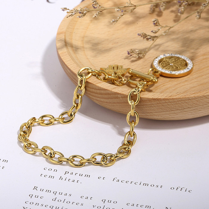 Collar chapado en oro de 18 quilates con incrustaciones de diamantes de imitación y acero de titanio de color sólido con palma de estilo simple