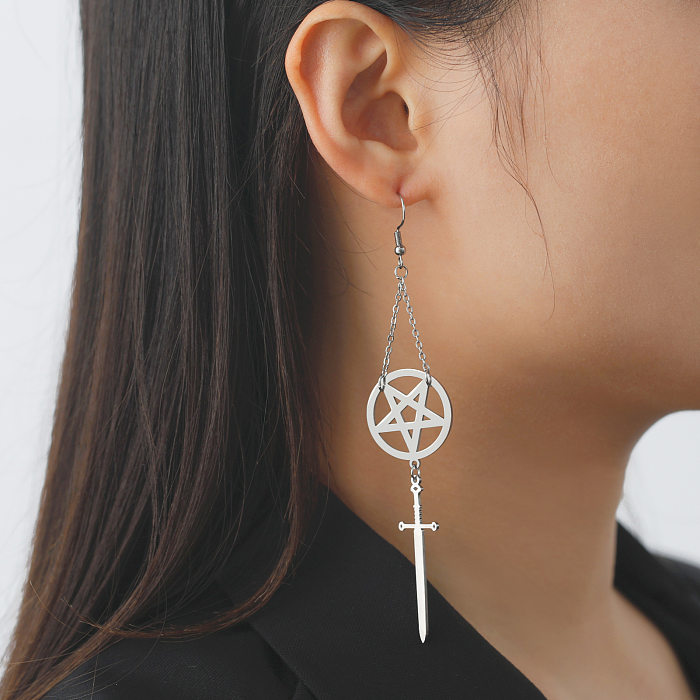 1 paire de boucles d'oreilles en acier inoxydable, Style Simple, croix étoile, placage de couleur unie, ajouré