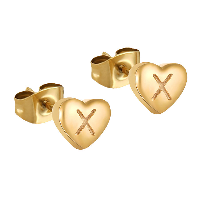 1 par de pendientes chapados en oro de 18 quilates de acero inoxidable con forma de corazón y letras de estilo sencillo