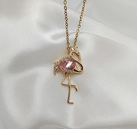 Süße Flamingo-Anhänger-Halskette aus Edelstahl mit Kupfereinlage und Zirkon