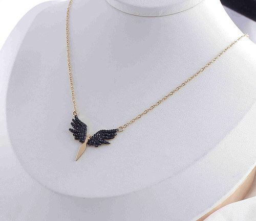 Elegant Romantic Geometric Round Wings Stainless Steel  Plating Inlay Rhinestones Gold Plated Pendant Necklace