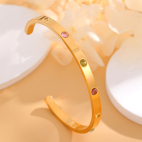 Casual bonito estilo simples em forma de C titânio chapeamento de aço incrustado diamante artificial pulseira banhada a ouro 18K