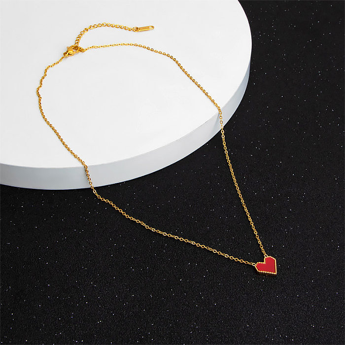 Retro Heart Shape Stainless Steel Plating Pendant Necklace