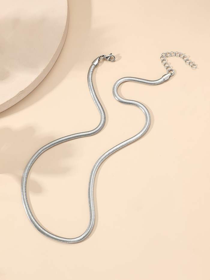 Simple Style Solid Color Stainless Steel  Silver Plated Necklace In Bulk
