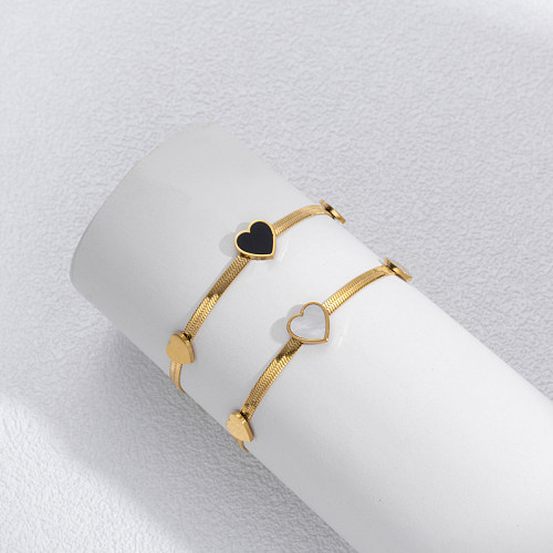 Pulseiras banhadas a ouro 18K com embutimento de aço inoxidável em forma de coração estilo simples