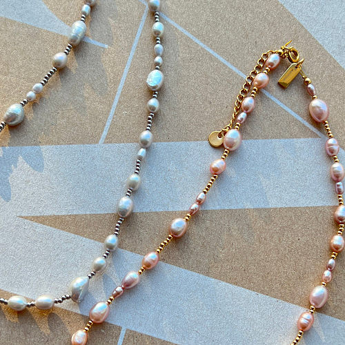 Collier plaqué or 18 carats avec perles en acier inoxydable rétro Sweet Pearl