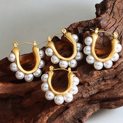 Pendientes geométricos elegantes de perlas artificiales chapados en acero inoxidable 1 par