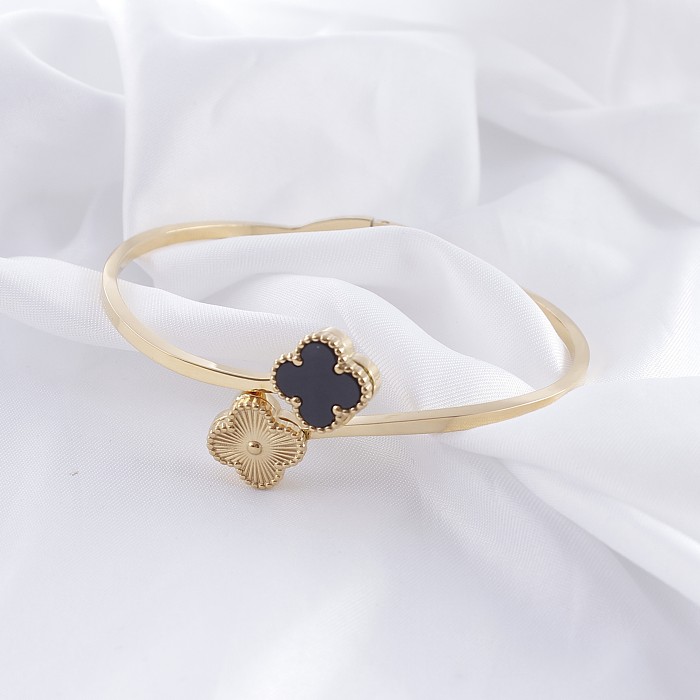 Casual Classic Style Four Leaf Clover Stainless Steel Plating Inlay Rhinestones Rose Gold Plated Gold Plated Silver Plated Bangle