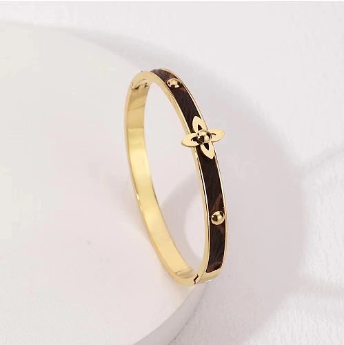 Vintage Style Four Leaf Clover Stainless Steel Plating Bangle