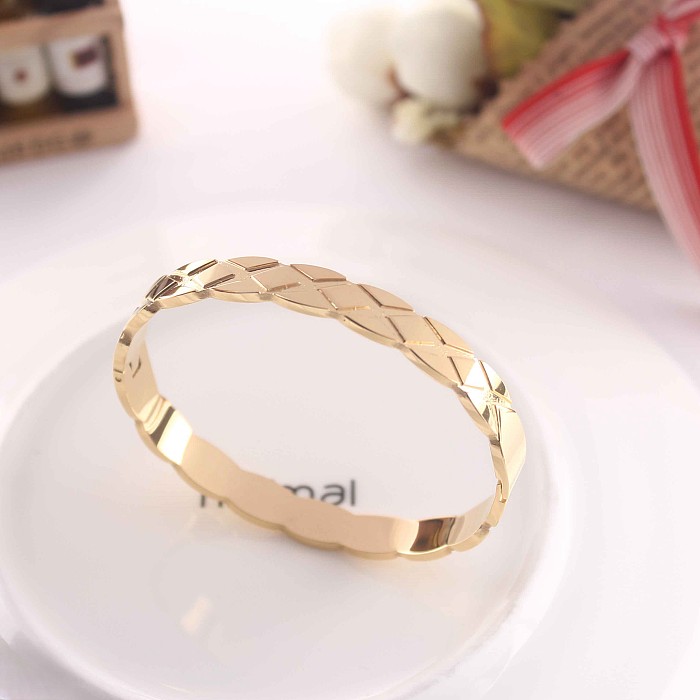 Casual Classic Style Letter Roman Numeral Stainless Steel Hollow Out Inlay Rhinestones Shell Bangle