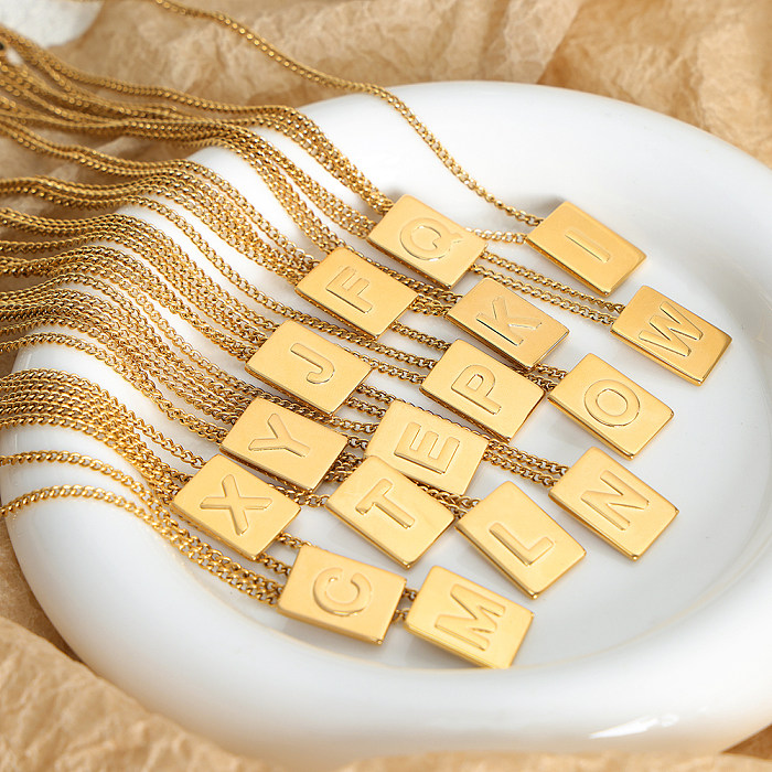 Casual estilo simples carta retângulo chapeamento de aço inoxidável escultura colar pingente banhado a ouro 18K