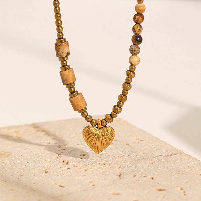 Ethnic Style Heart Shape Stainless Steel  Beaded Alloy Plating 18K Gold Plated Pendant Necklace