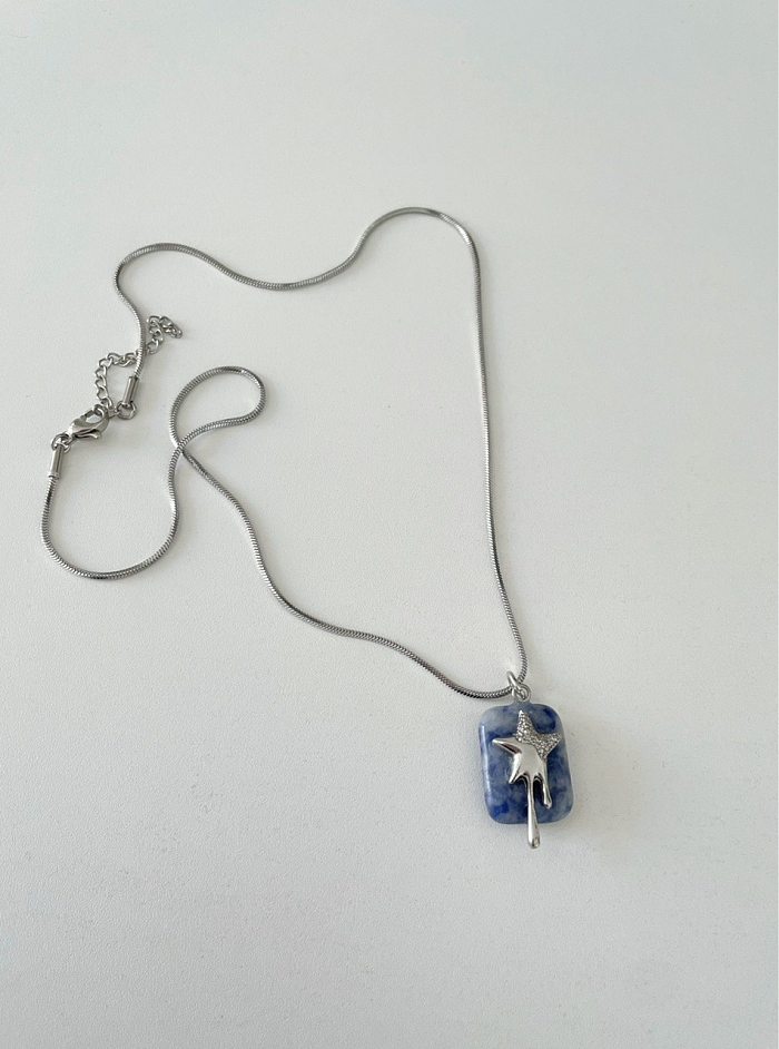 Einfache Halskette mit Stern-Anhänger aus Edelstahl