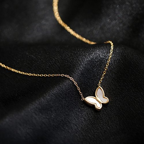 Collier pendentif en forme de papillon de style simple, placage en acier inoxydable, coquille