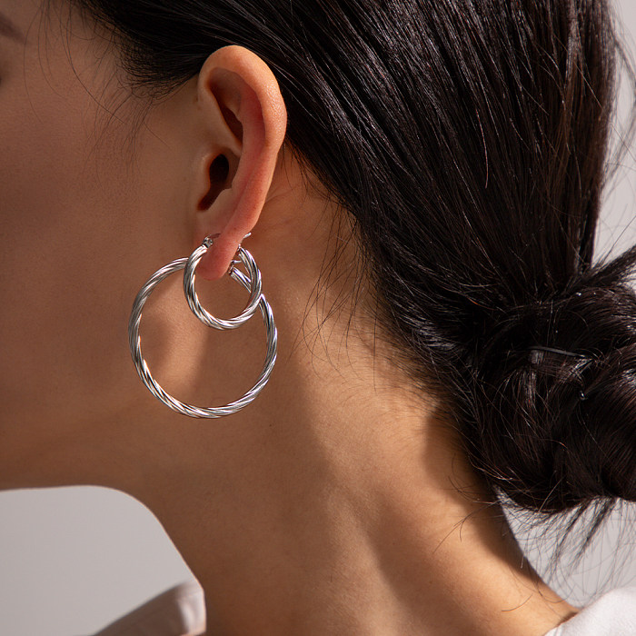 1 paire de boucles d'oreilles rondes en acier inoxydable plaqué or 18 carats, Style INS Simple