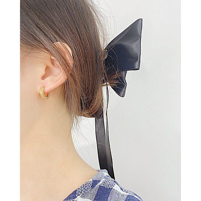 Boucles d'oreilles en acier inoxydable de couleur unie à la mode Boucles d'oreilles en acier inoxydable