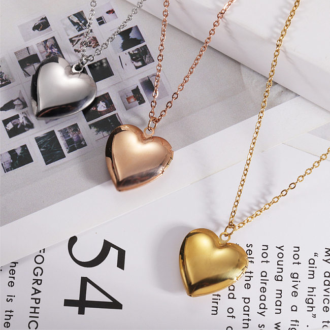 Collier Pendentif en Acier Inoxydable en Forme de Coeur à la Mode 1 Pièce