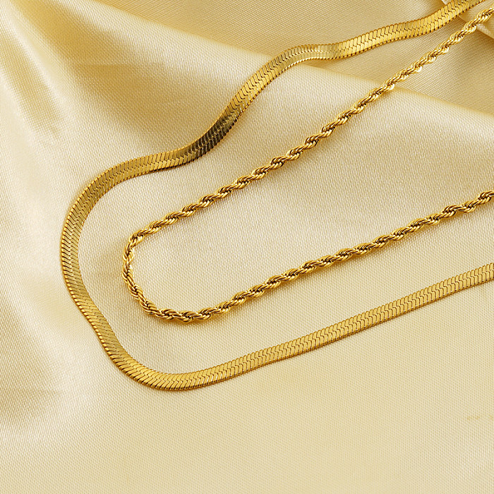 Collares en capas chapados en oro de 18K chapados en capas de acero inoxidable de color sólido de estilo simple informal