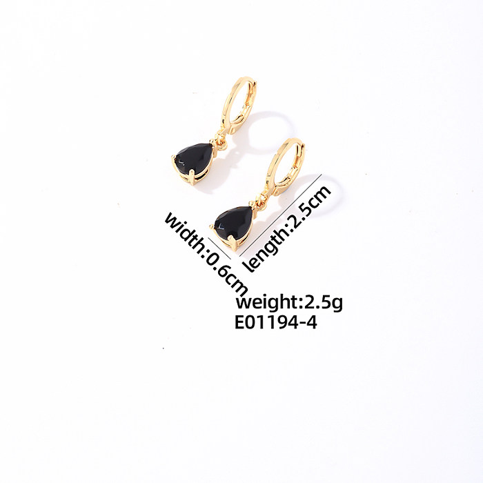 1 paire de boucles d'oreilles pendantes en acier inoxydable plaqué or blanc et zircon avec incrustation de gouttelettes d'eau style vintage décontracté