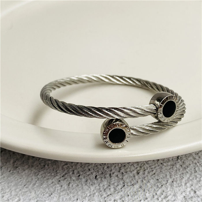 Classic Style Round Stripe Stainless Steel Twisted Cable Bracele