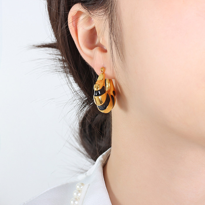 1 paire de boucles d'oreilles plaquées or 18 carats, Style classique, bloc de couleurs, en acier inoxydable et émail