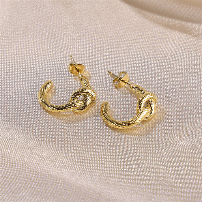 1 paire de clous d'oreilles plissés en acier inoxydable plaqué or 18 carats, Style français rétro artistique en forme de C avec nœud torsadé