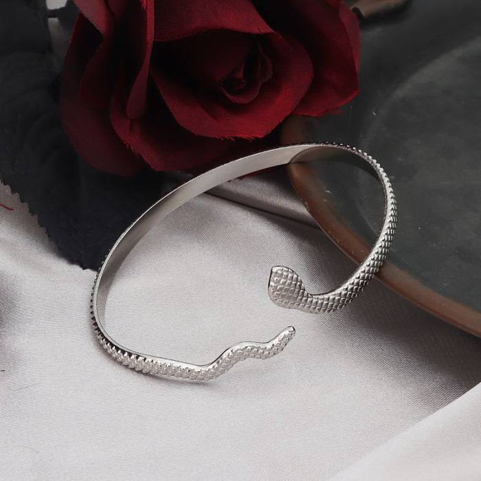 Bracelets de manchette en acier inoxydable serpent de style classique et décontracté de style moderne