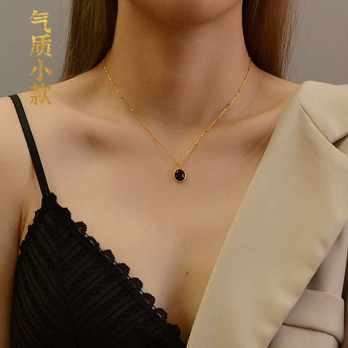 Palast-Stil, Retro-Halskette aus leichtem, luxuriösem Opal-Anhänger aus Edelstahl