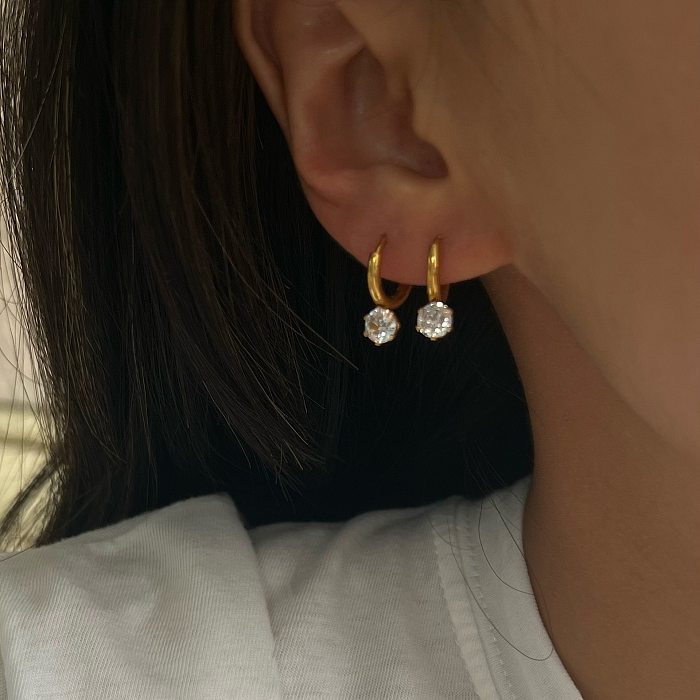1 paire de boucles d'oreilles géométriques en acier inoxydable avec incrustation de pierres précieuses artificielles plaquées or 18 carats