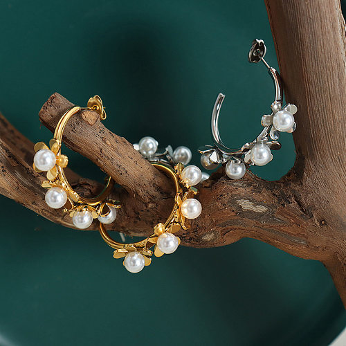 1 par de pendientes de perlas de acero inoxidable con incrustaciones de flores de estilo simple