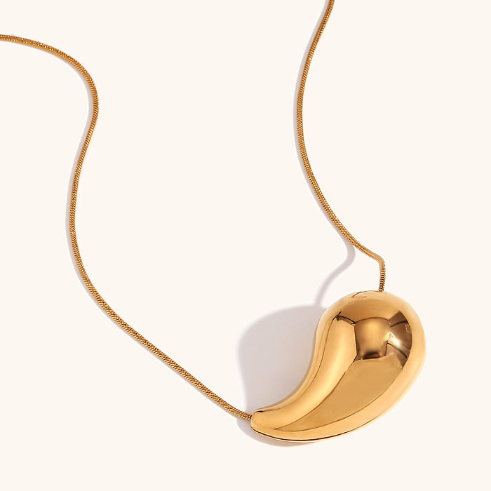 Colar com pingente banhado a ouro de aço inoxidável de cor sólida estilo simples a granel