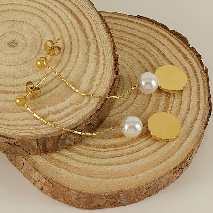 1 par de elegantes pendientes redondos de acero inoxidable con incrustaciones de perlas artificiales chapados en oro de 18 quilates