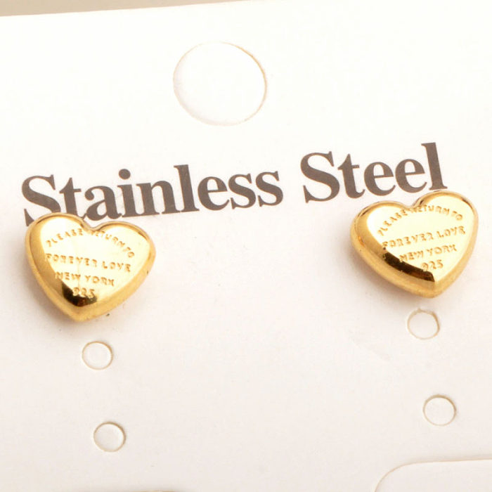 1 Pair Retro Heart Shape Stainless Steel Ear Studs