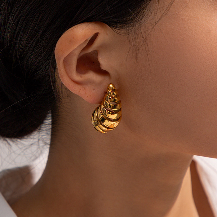 1 Pair Elegant Simple Style Water Droplets Spiral Stripe Plating Stainless Steel  18K Gold Plated Ear Studs