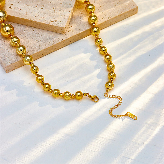 Lässige, übertriebene, runde CCB-Halskette aus Edelstahl mit Perlenbeschichtung und 18-Karat-Vergoldung