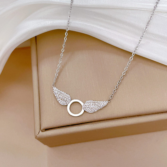 Collier avec pendentif en pierres précieuses artificielles avec incrustation en acier inoxydable Sweet Wings