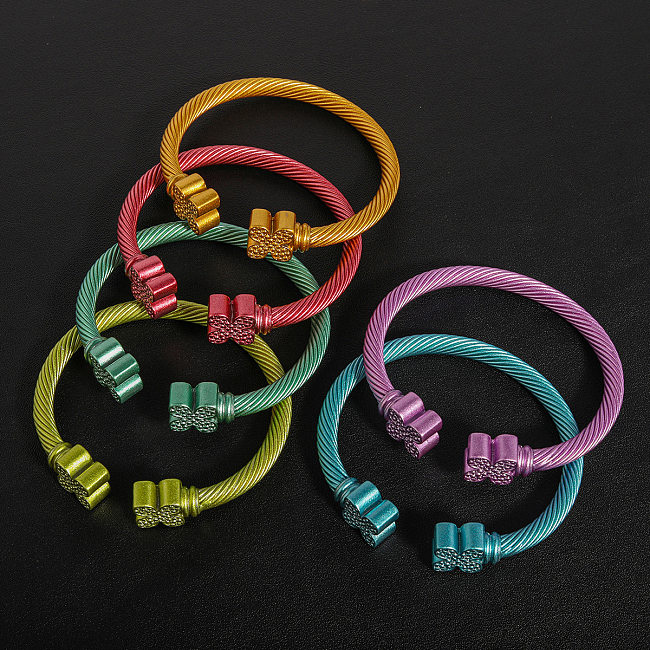 Original Design Solid Color Stainless Steel Stoving Varnish Cuff Bracelets