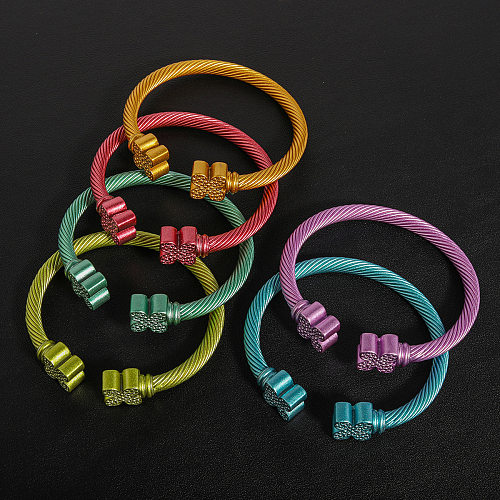 Original Design Solid Color Stainless Steel Stoving Varnish Cuff Bracelets