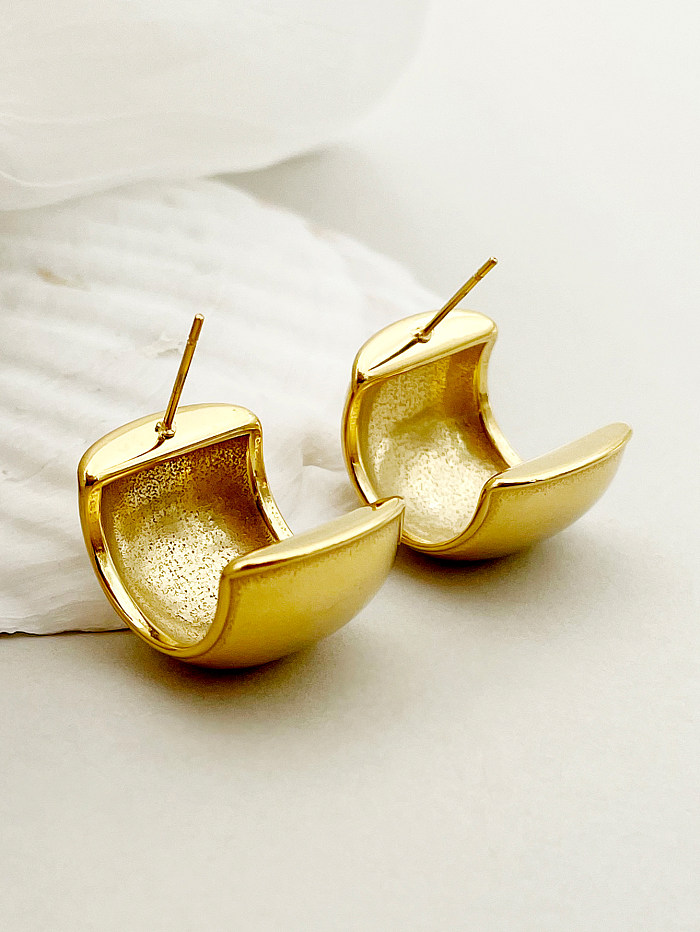 1 par de pinos de orelha banhados a ouro, estilo vintage, estilo simples, formato C, aço inoxidável, polimento de metal